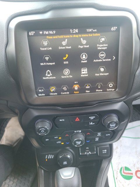 Used 2023 Jeep Renegade Latitude w/ Premium Group AWD/4WD image 10