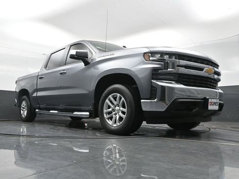 Used 2019 Chevrolet Silverado 1500 LT w/ All-Star Edition image 46