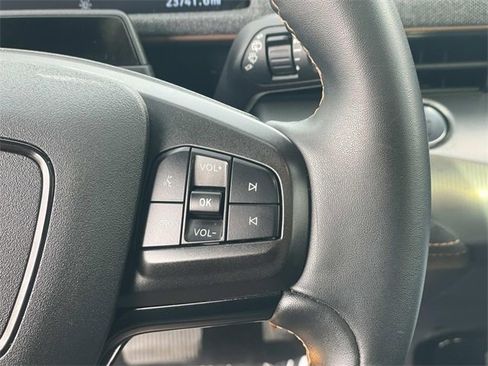 Certified 2022 Ford Mustang Mach-E GT image 10