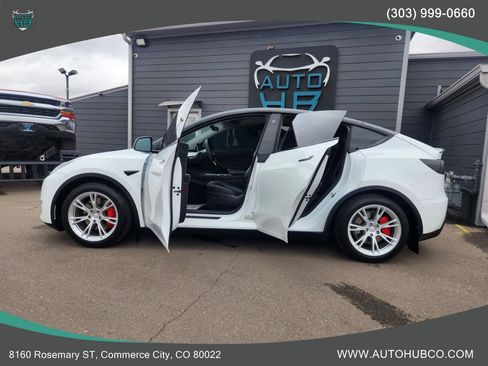 Used 2021 Tesla Model Y Performance image 8