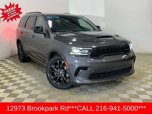 Used 2023 Dodge Durango R/T w/ Blacktop Package AWD/4WD image 3