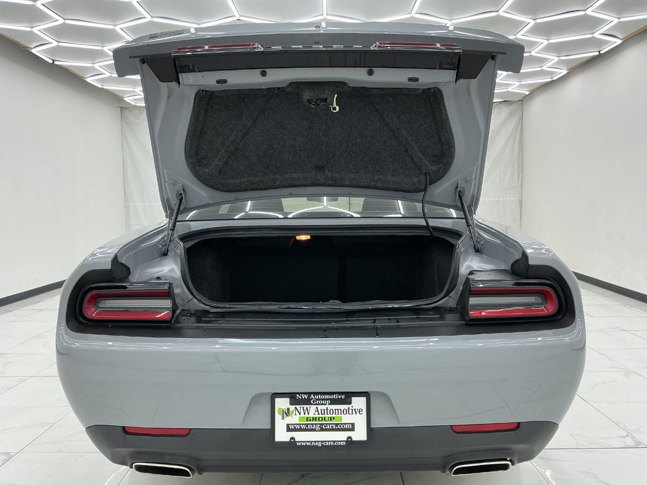 Used 2021 Dodge Challenger SXT RWD image 38