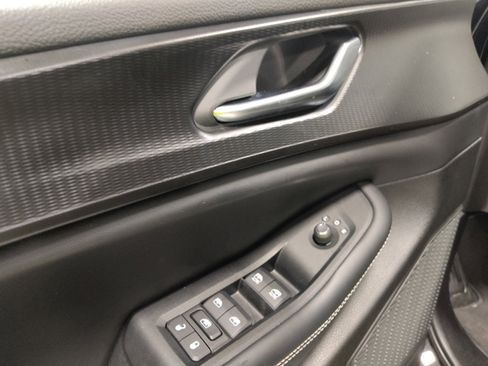 Used 2023 Jeep Grand Cherokee Laredo w/ Luxury Tech Group I AWD/4WD image 27