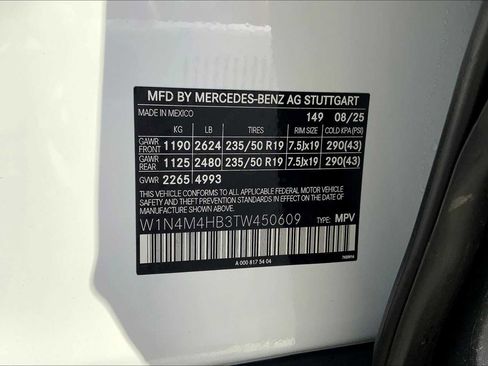 Used 2026 Mercedes-Benz GLB 250 4MATIC image 25