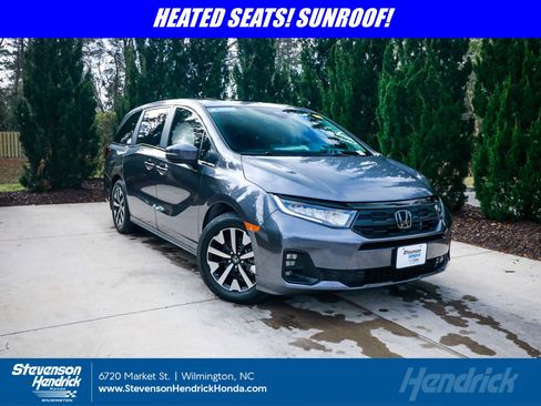 Used 2025 Honda Odyssey EX-L image 1