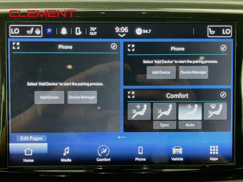 Used 2023 Chrysler Pacifica Touring-L FWD image 19