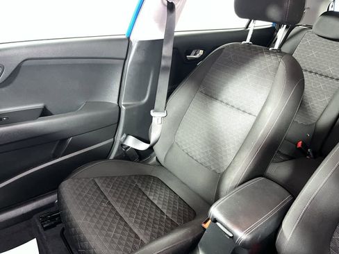 Used 2023 Kia Rio S FWD image 25