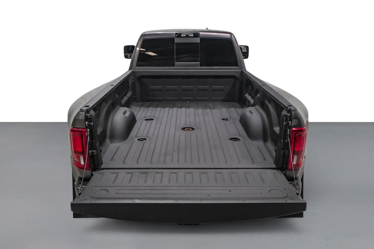 Used 2026 RAM 3500 Laramie w/ Night Edition AWD/4WD image 59