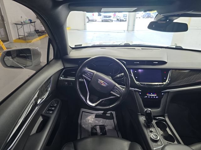 Used 2020 Cadillac XT6 Premium Luxury FWD image 12