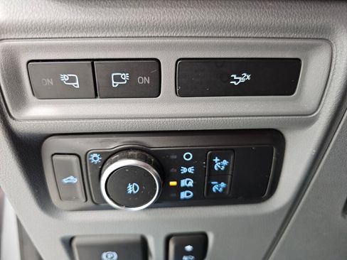 Used 2022 Ford F150 XLT w/ Equipment Group 302A High AWD/4WD image 26