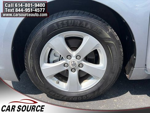 Used 2011 Toyota Sienna LE w/ Towing Pkg FWD image 26