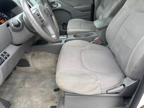 Used 2018 Nissan Frontier SV w/ Value Truck Package AWD/4WD image 15