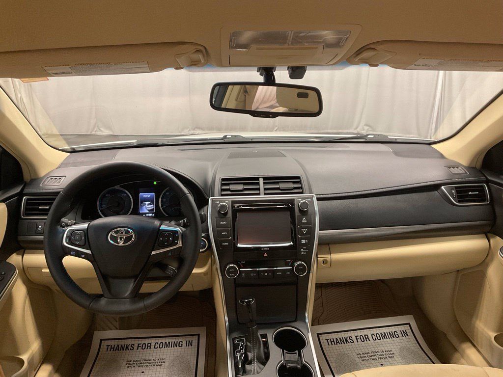 Used 2016 Toyota Camry XLE FWD image 4