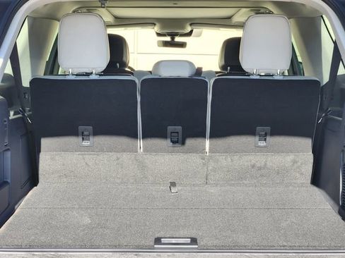 New 2025 Lincoln Navigator L Reserve image 17