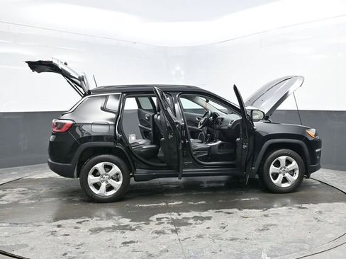 Used 2019 Jeep Compass Latitude w/ Popular Equipment Group image 42