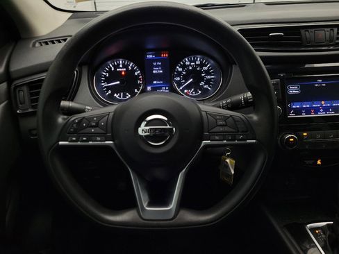 Used 2020 Nissan Rogue Sport S w/ Appearance Package FWD image 22