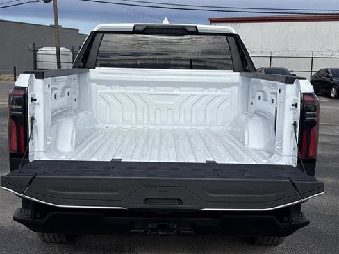 New 2026 GMC Sierra EV Elevation image 10