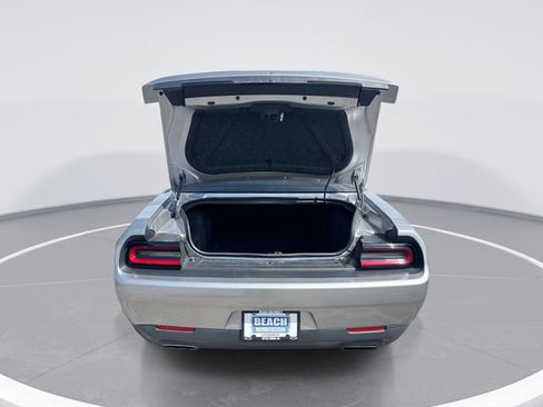 Used 2018 Dodge Challenger R/T RWD image 23