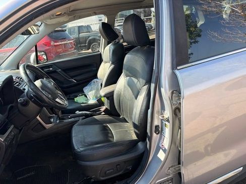 Used 2017 Subaru Forester 2.0XT Touring AWD/4WD image 11