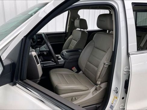 Used 2015 GMC Sierra 1500 Denali w/ Driver Alert Package AWD/4WD image 8