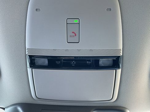 New 2026 Nissan Armada SV image 32