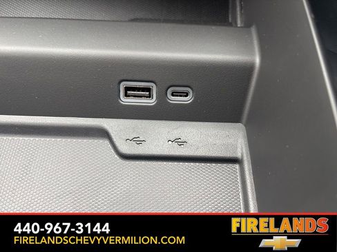 New 2026 Chevrolet Suburban LT w/ Comfort Package image 23