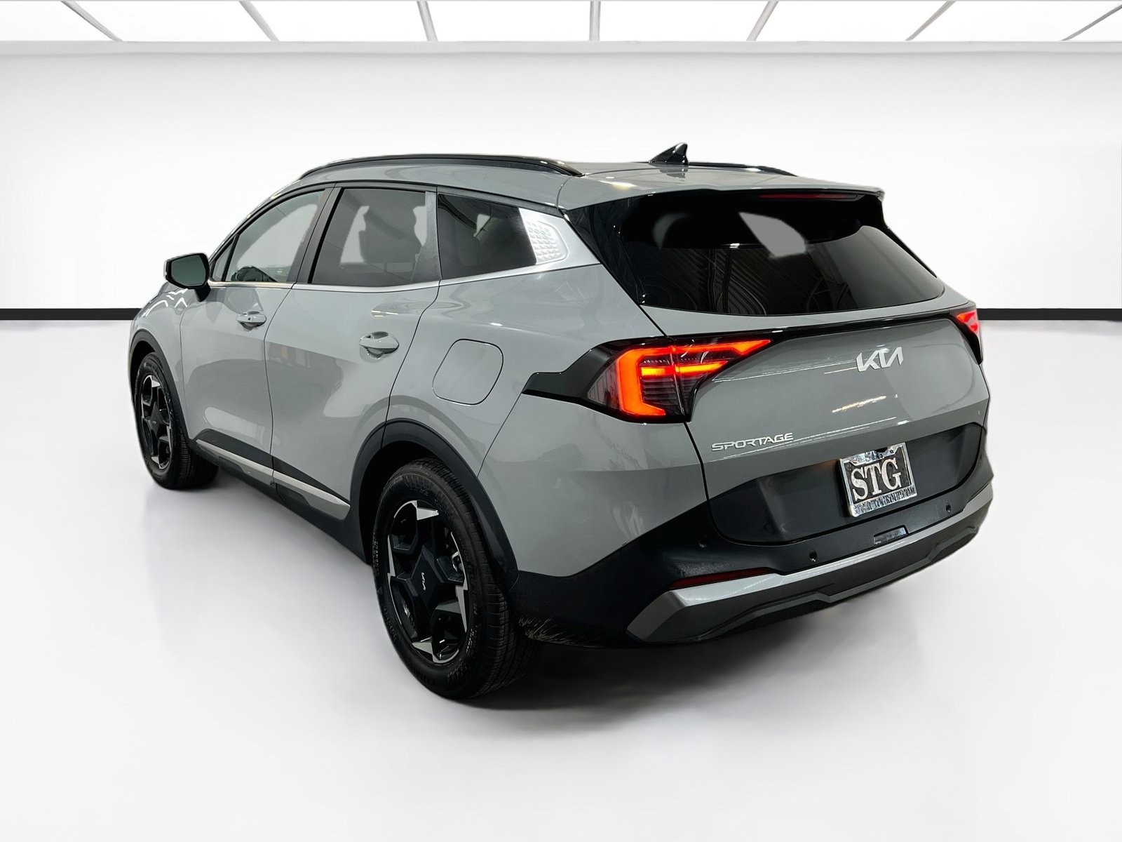 Used 2026 Kia Sportage EX w/ EX Panorama Roof Package FWD image 6