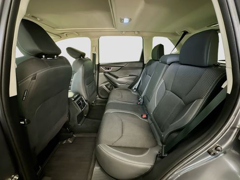 Used 2022 Subaru Forester Premium image 29