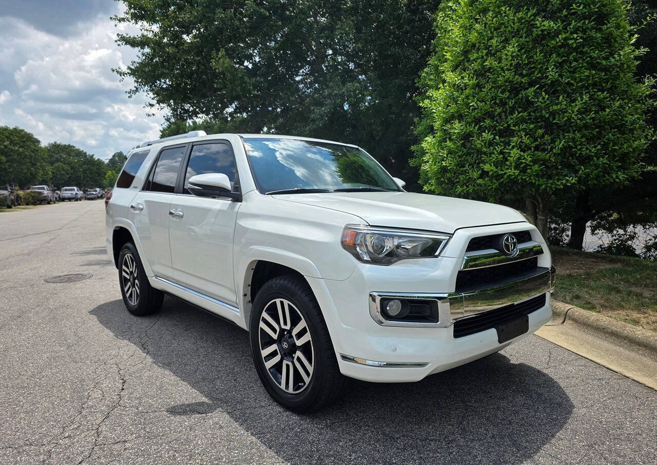 Used 2018 Toyota 4Runner Limited AWD/4WD image 7