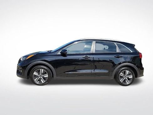 Used 2020 Kia Niro LXS FWD image 2