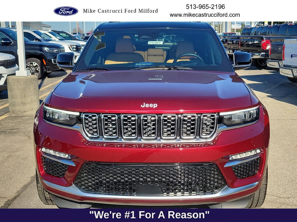 Used 2025 Jeep Grand Cherokee Summit AWD/4WD image 8