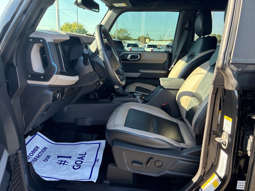 Used 2023 Ford Bronco Wildtrak AWD/4WD image 14