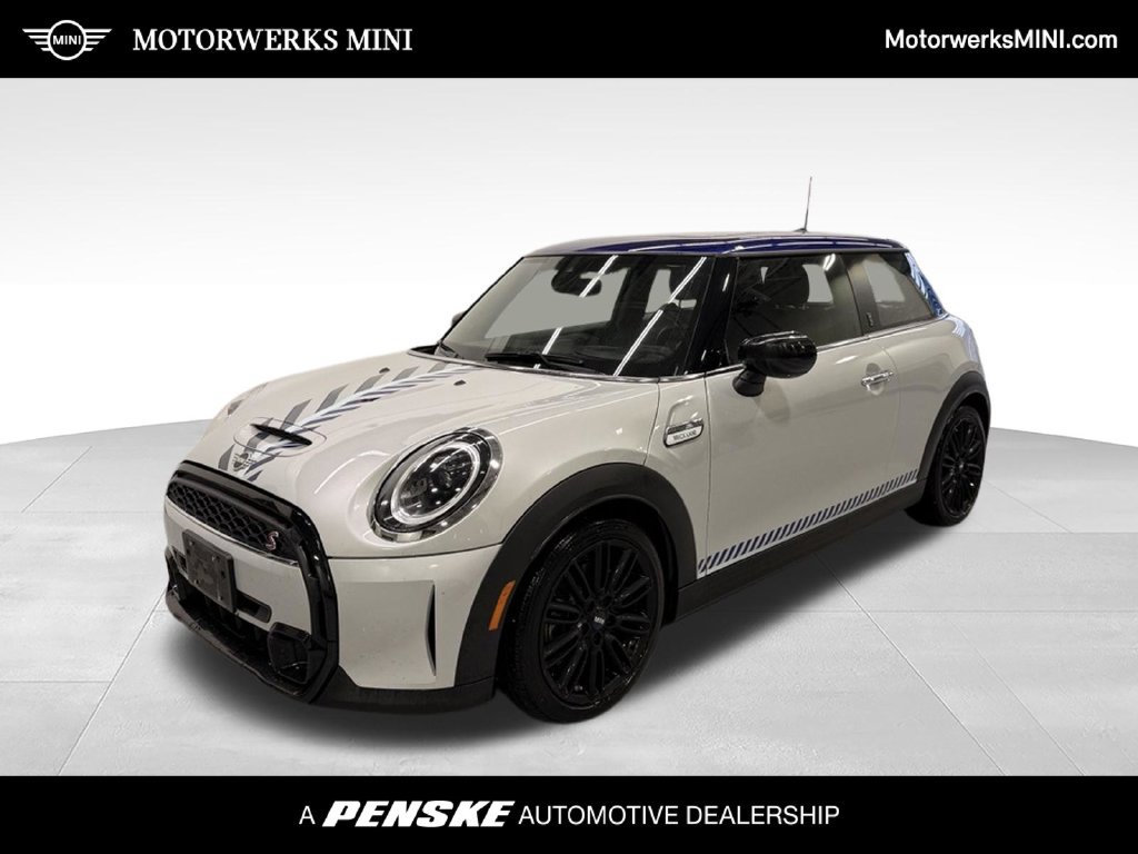 Used 2022 MINI Cooper S FWD image 1