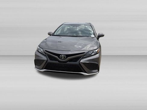 Used 2024 Toyota Camry XSE FWD image 9