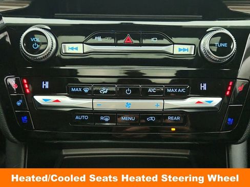 Used 2021 Ford Explorer Limited image 20