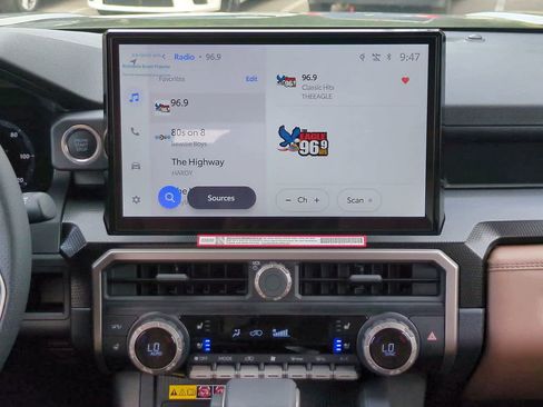 New 2026 Toyota 4Runner Limited AWD/4WD image 18