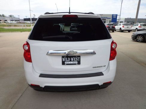 Used 2010 Chevrolet Equinox LT w/ Vehicle Interface Package FWD image 6