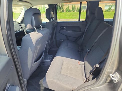 Used 2012 Jeep Liberty Sport w/ Popular Equipment Group AWD/4WD image 10
