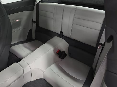 Certified 2025 Porsche 911 Carrera RWD image 27