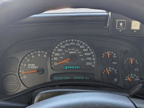 Used 2004 Chevrolet Silverado 2500 W/T image 10