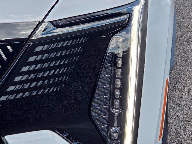 New 2026 Cadillac Escalade IQ Sport 1 w/ LPO, ONYX Package AWD/4WD image 10