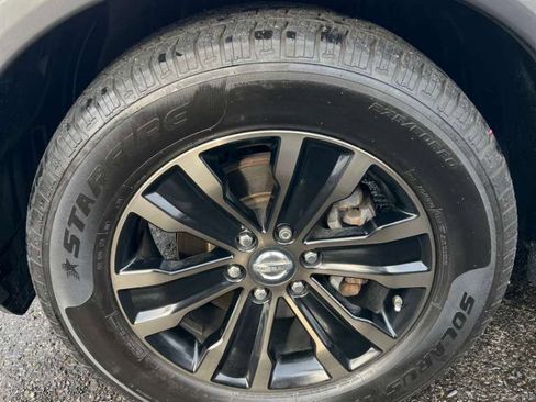 Used 2017 Nissan Armada Platinum image 13