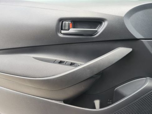 Certified 2025 Toyota Corolla LE FWD image 22