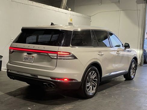 Used 2021 Lincoln Aviator 2WD image 4