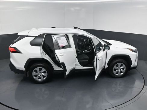 Used 2023 Toyota RAV4 LE image 27