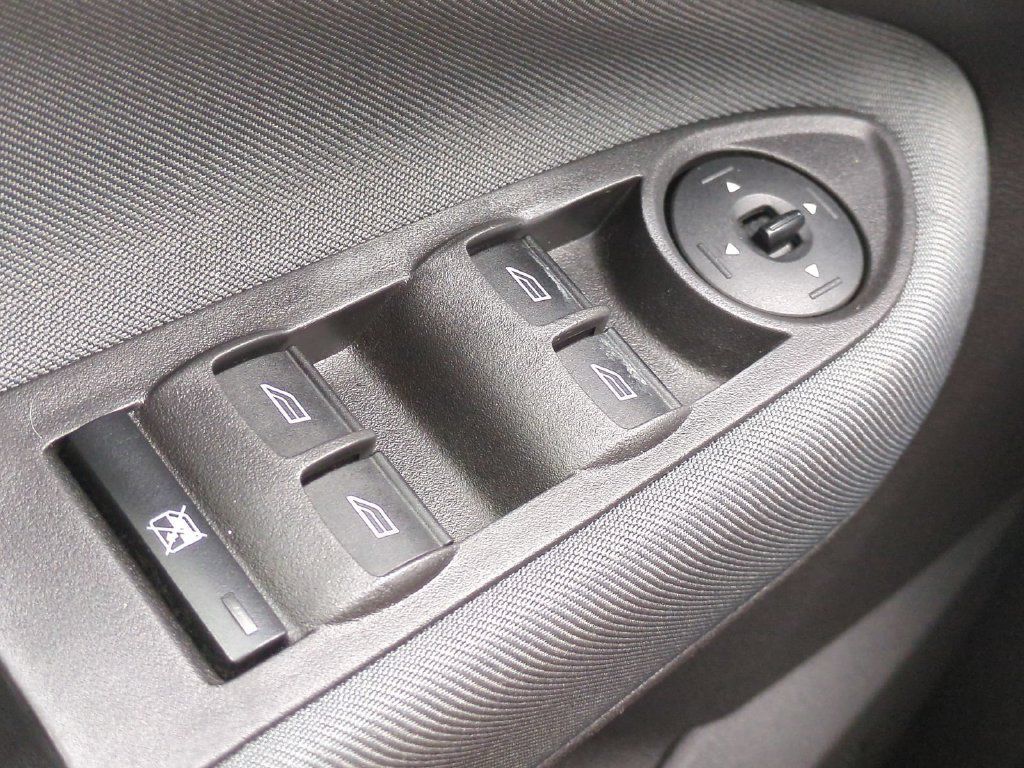 Used 2013 Ford Escape SE AWD/4WD image 19