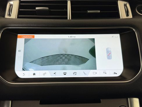 Used 2017 Land Rover Range Rover Sport HSE image 26