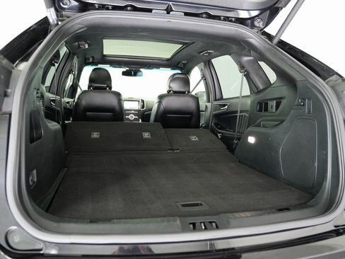 Used 2019 Ford Edge ST w/ Convenience Package image 40