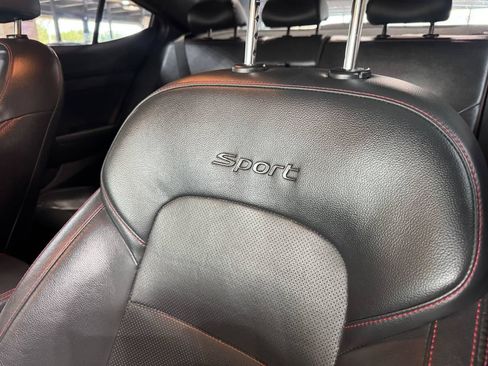 Used 2018 Hyundai Elantra Sport FWD image 38