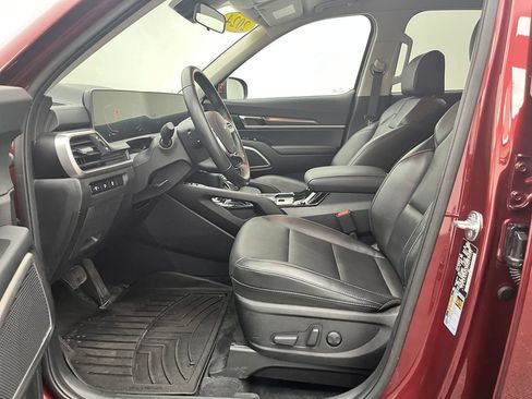 Used 2024 Kia Telluride S AWD/4WD image 18